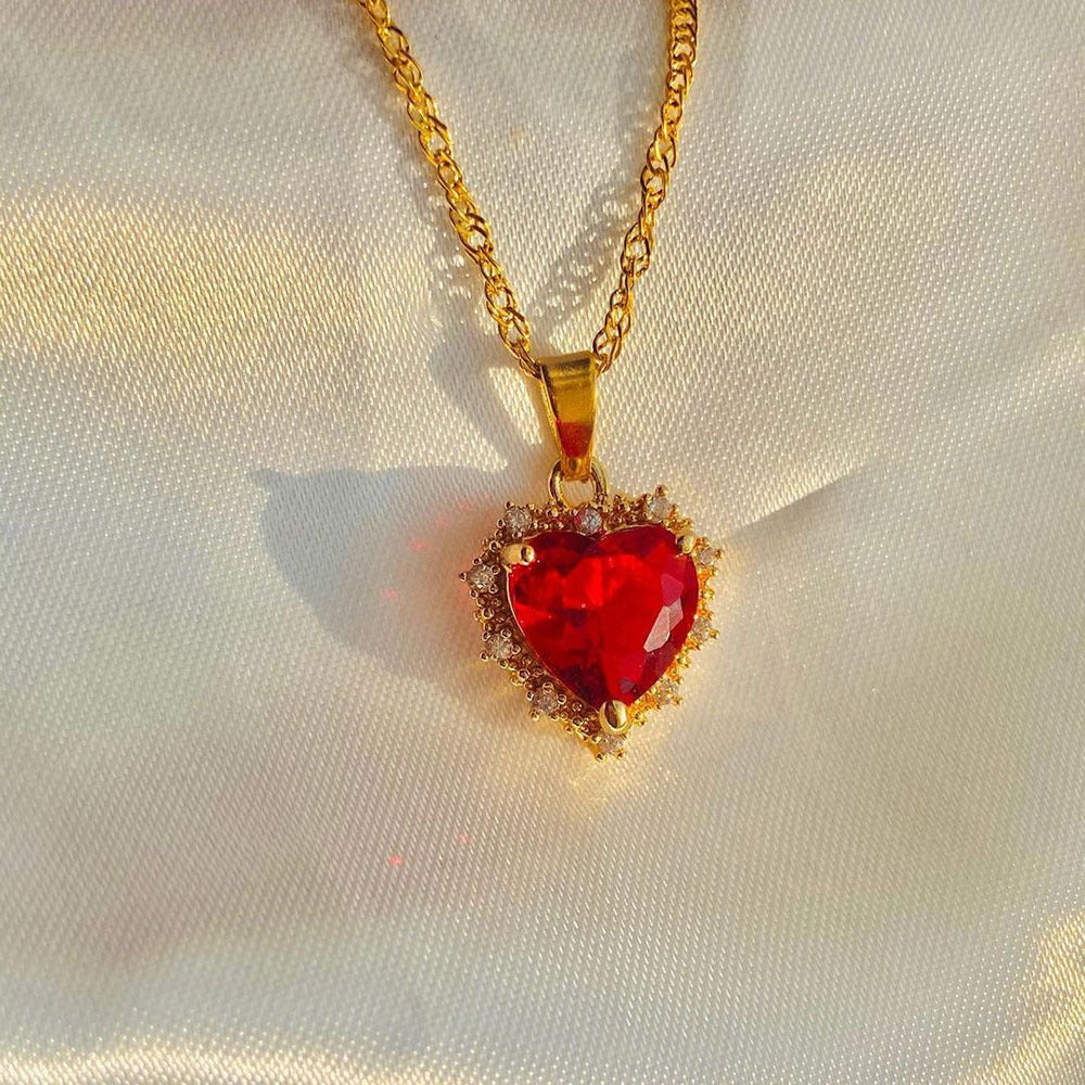 Rhinestone Heart-shaped Necklace